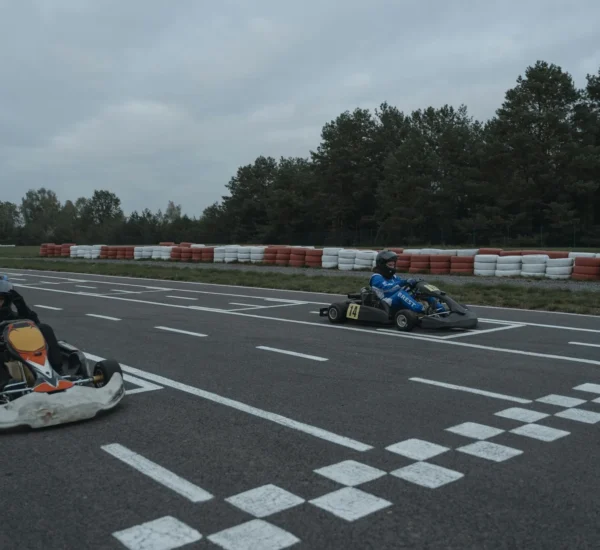 Jual Karpet Karet Terbaik: Solusi Aman & Tahan Lama